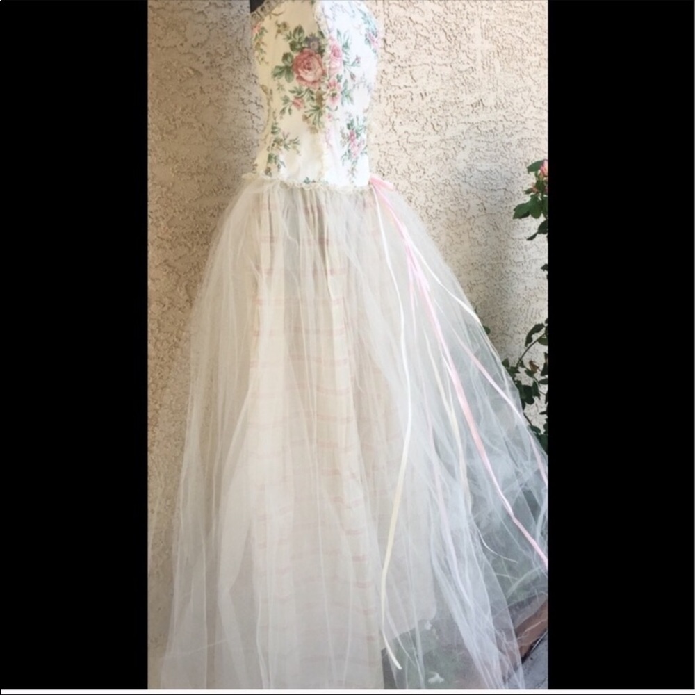 Vintage Bohemian 🌸 Strapless Tulle - Picture 4 of 7